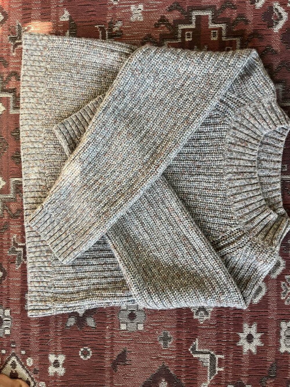 MOLLUSK TEDDY SWEATER